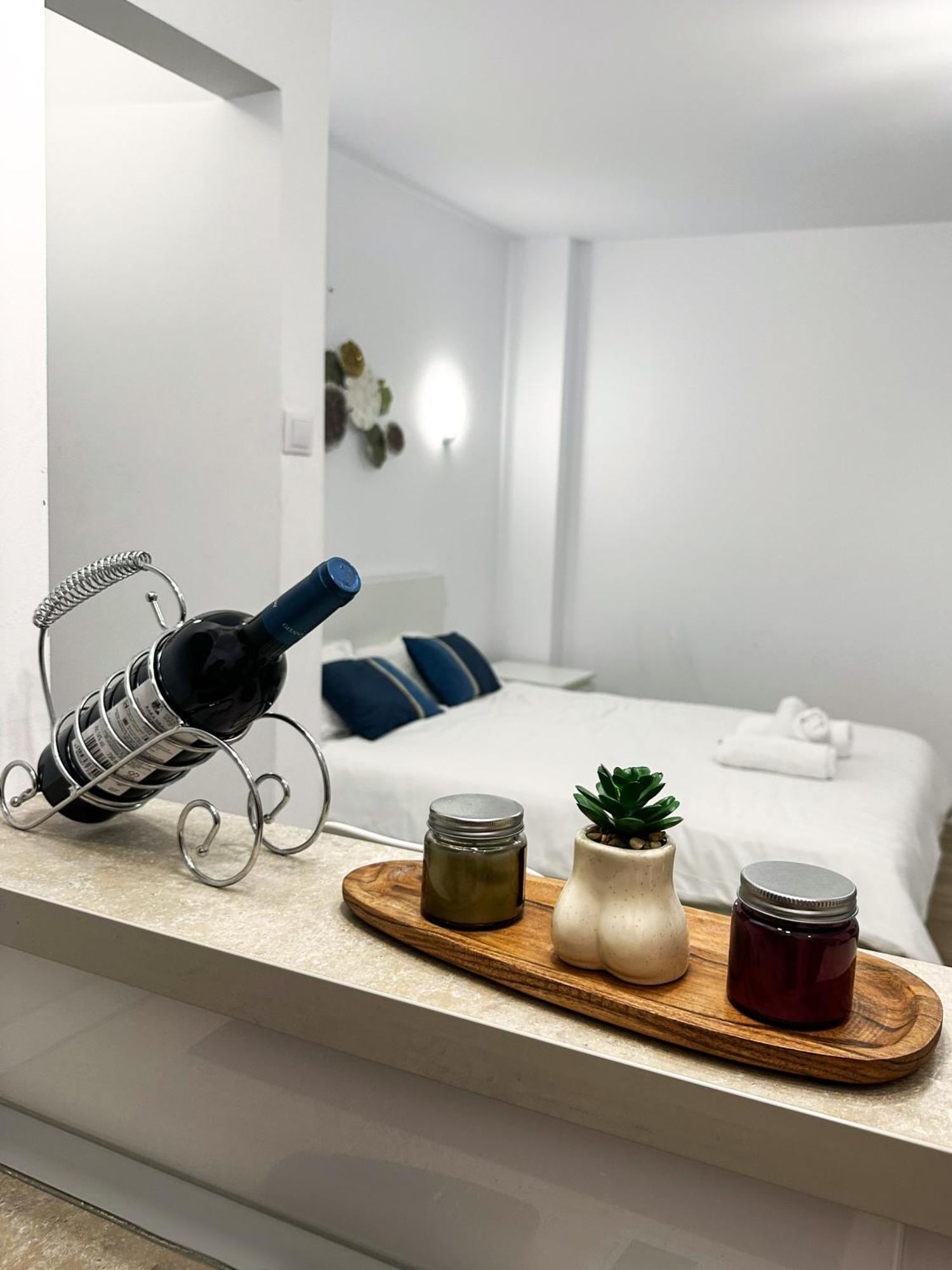 Superior One Bedroom Apartment Unirii Square Boekarest Buitenkant foto